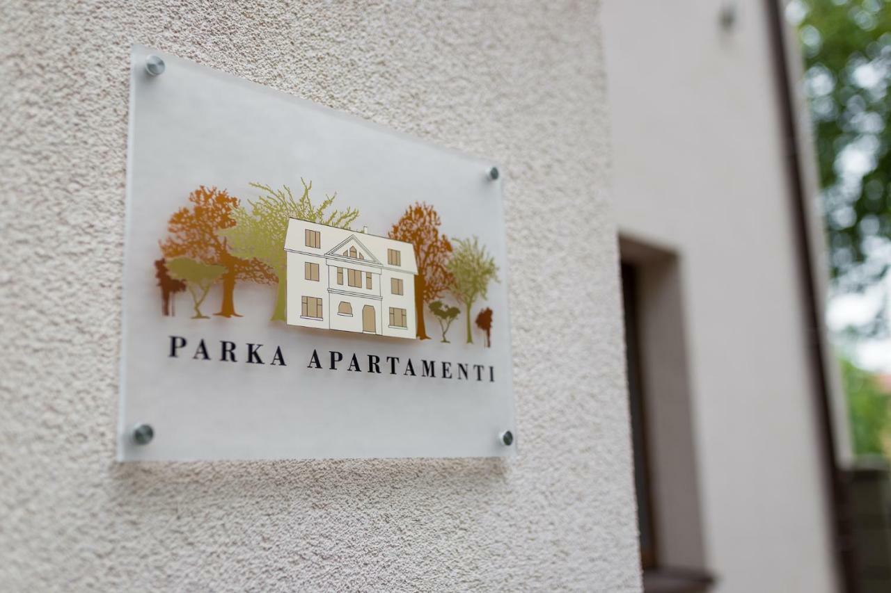 Park Apartments Валмиера Екстериор снимка
